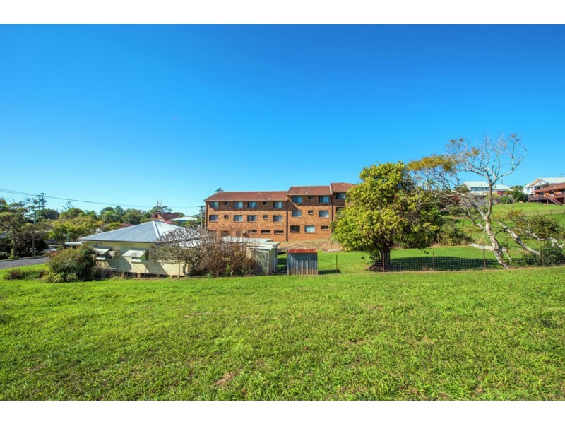 12 Gordon Street, Woolgoolga NSW 2456