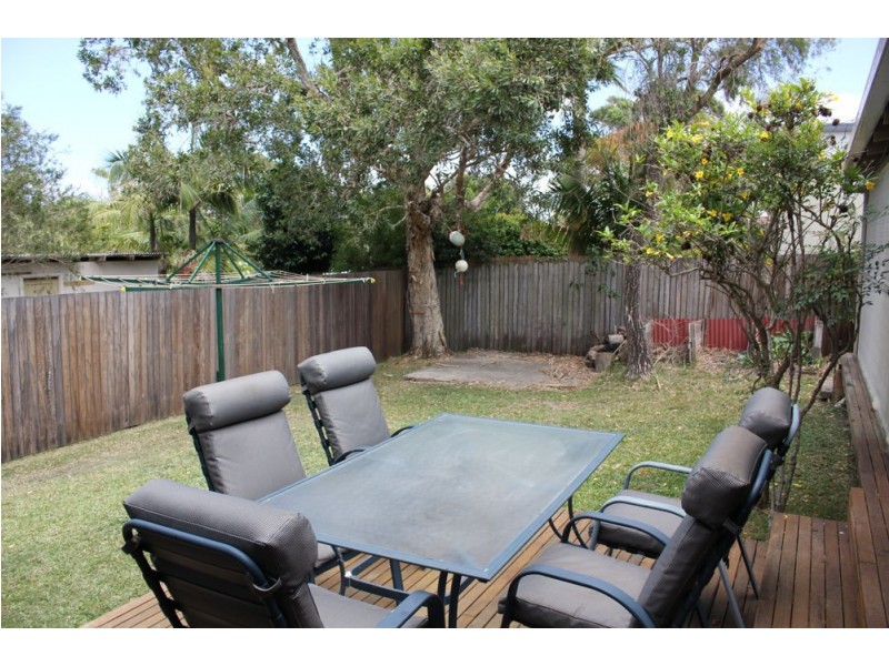 12 Headland Road, Arrawarra NSW 2456
