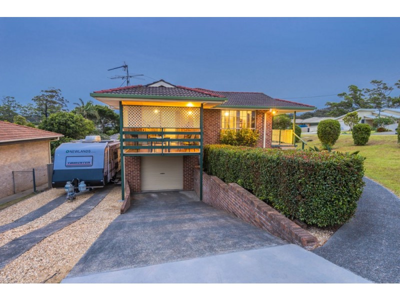 55 Newmans Road, Woolgoolga NSW 2456