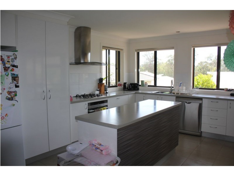 7 Waverider Cove, Safety Beach NSW 2456