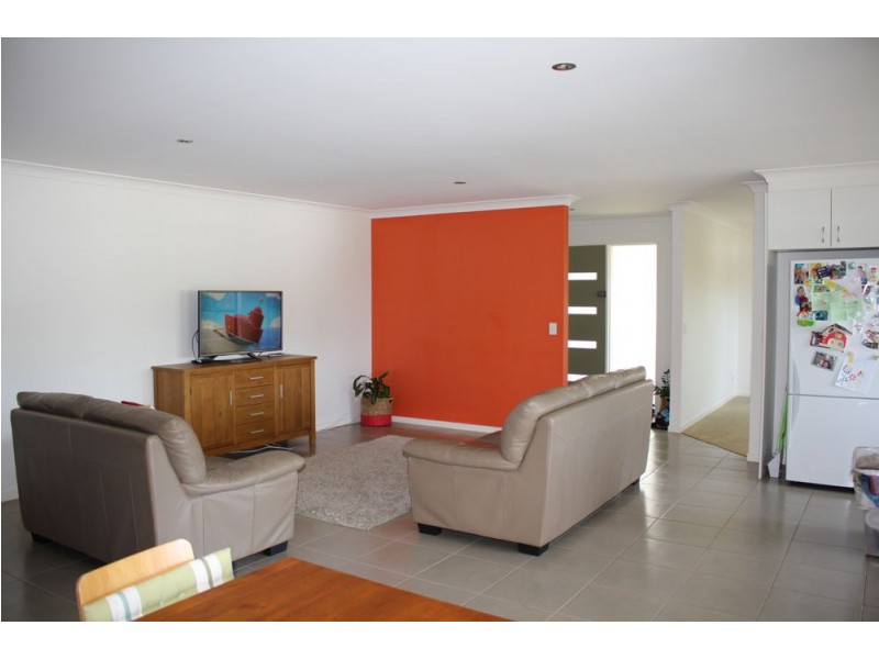7 Waverider Cove, Safety Beach NSW 2456