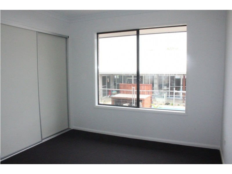 8 Humpback Crescent, Safety Beach NSW 2456