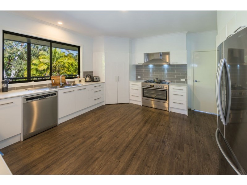 28 St Andrews Drive, Woolgoolga NSW 2456