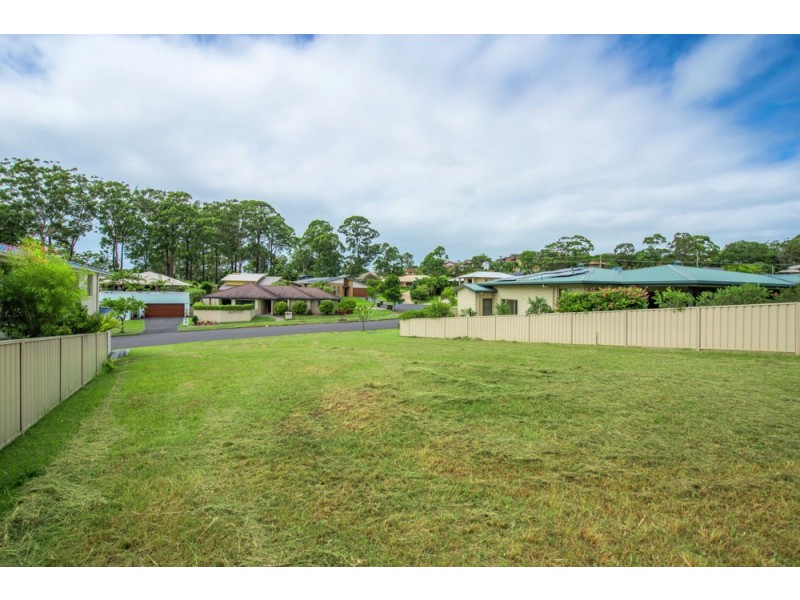 15 Mariner Drive, Safety Beach NSW 2456