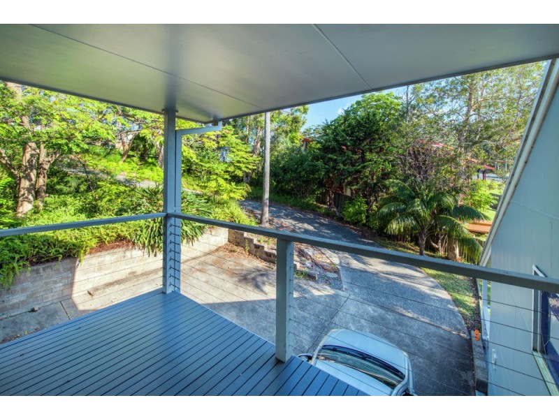 17 Schofield Drive, Safety Beach NSW 2456