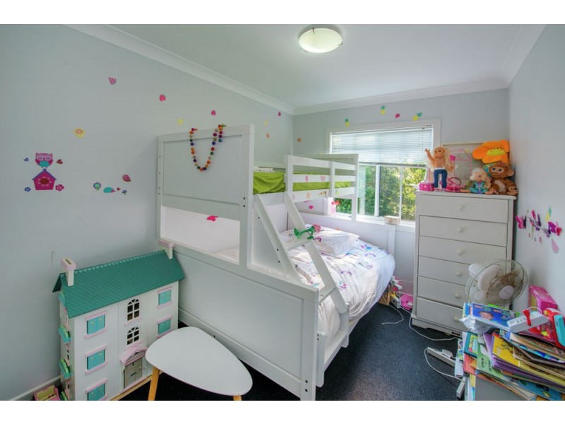 17 Schofield Drive, Safety Beach NSW 2456