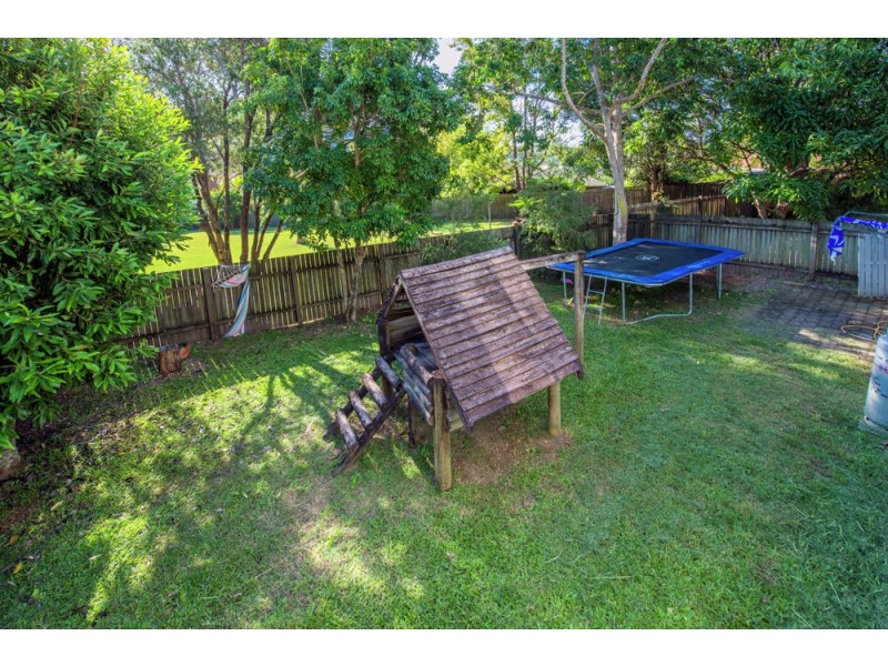 17 Schofield Drive, Safety Beach NSW 2456