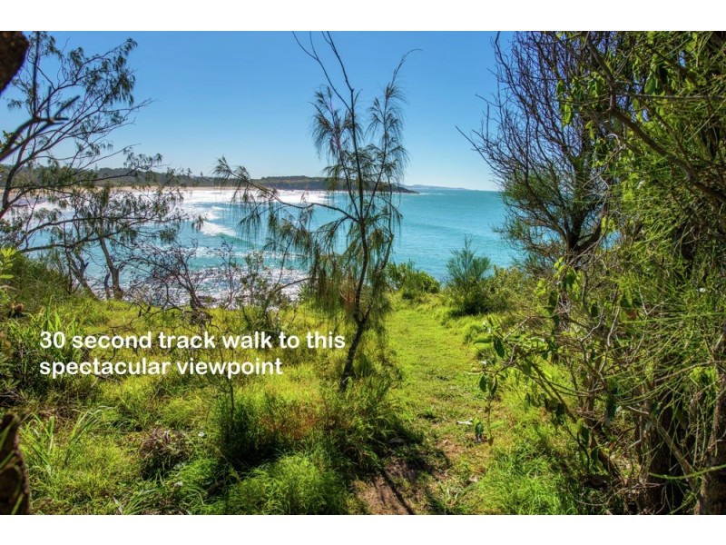31 Headland Rd, Arrawarra Headland NSW 2456