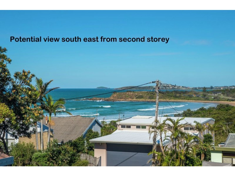 31 Headland Rd, Arrawarra Headland NSW 2456