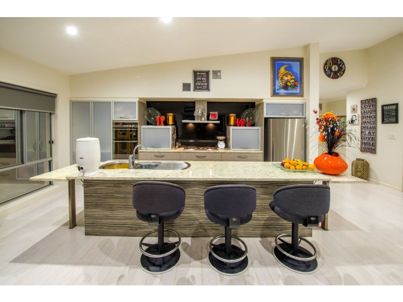 52 Admiralty Drive, Safety Beach NSW 2456