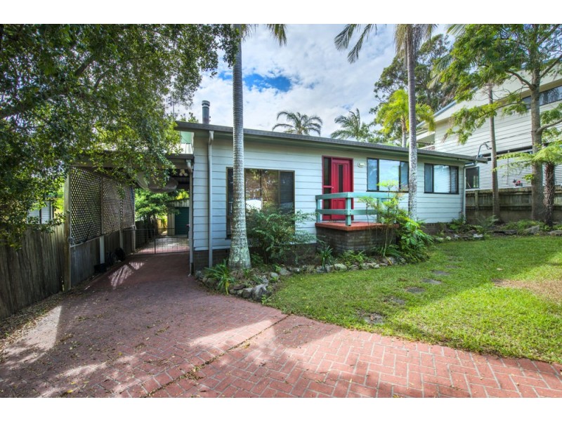 21 Diamond Head Drive, Sandy Beach NSW 2456