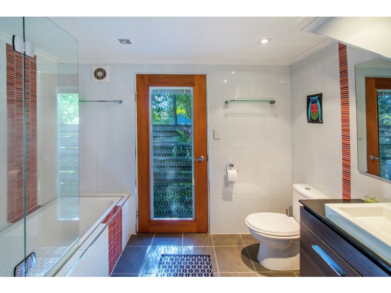 6A Bream Close, Emerald Beach NSW 2456