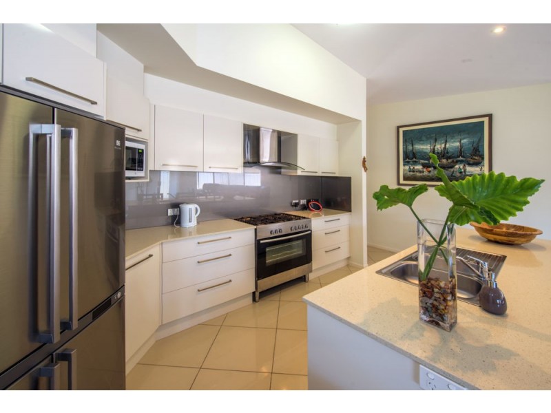 62 Admiralty Drive, Safety Beach NSW 2456