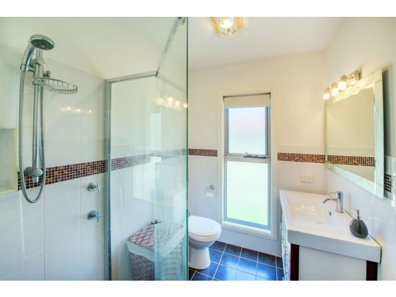 6 Carabeen Close, Woolgoolga NSW 2456