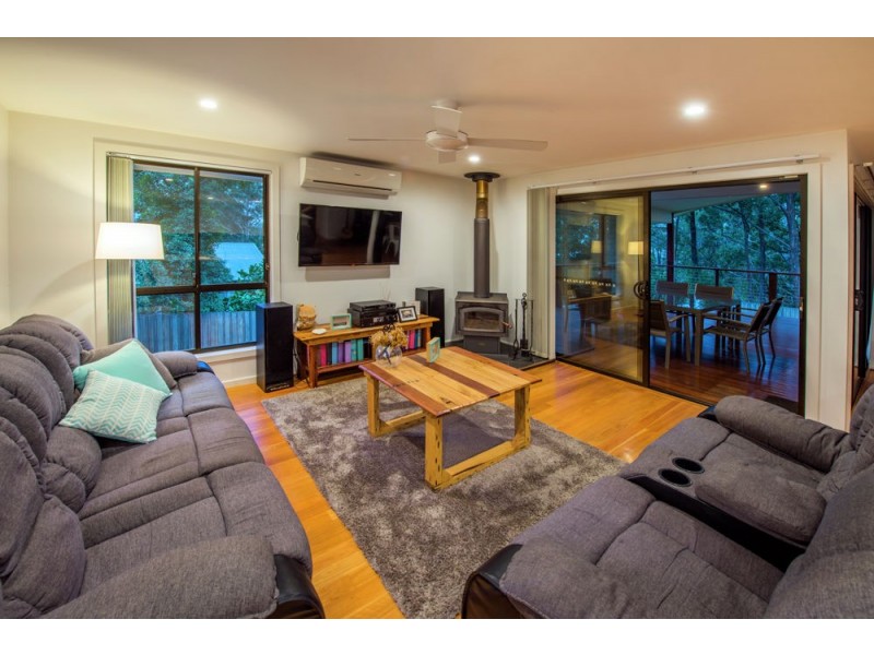 9 Safety Beach Drive, Safety Beach NSW 2456