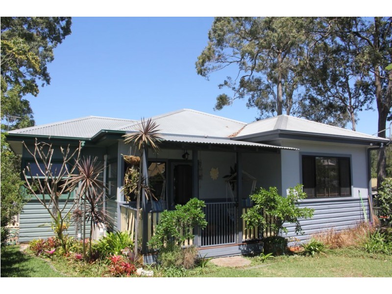 54 Turpentine Avenue, Sandy Beach NSW 2456