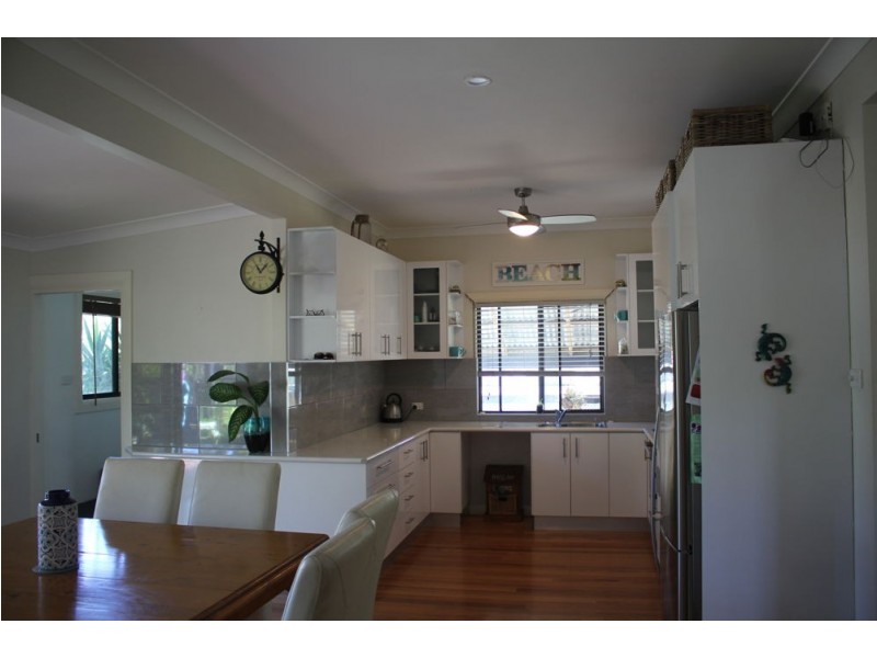 54 Turpentine Avenue, Sandy Beach NSW 2456