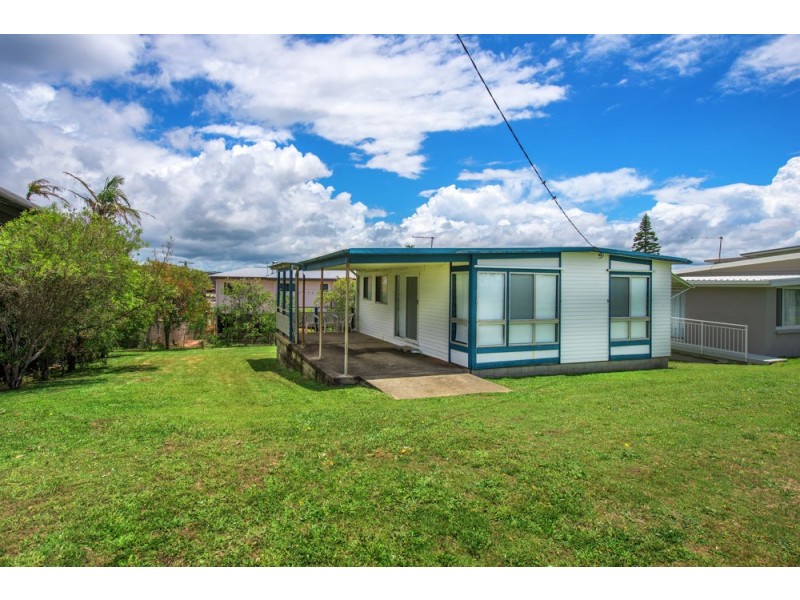 19 Third Avenue, Arrawarra Headland NSW 2456
