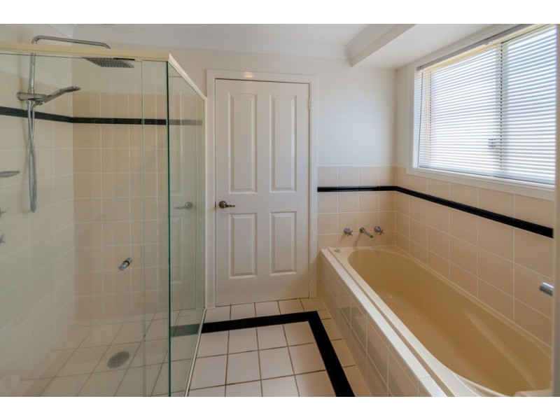 13 Strawberry Close, Woolgoolga NSW 2456