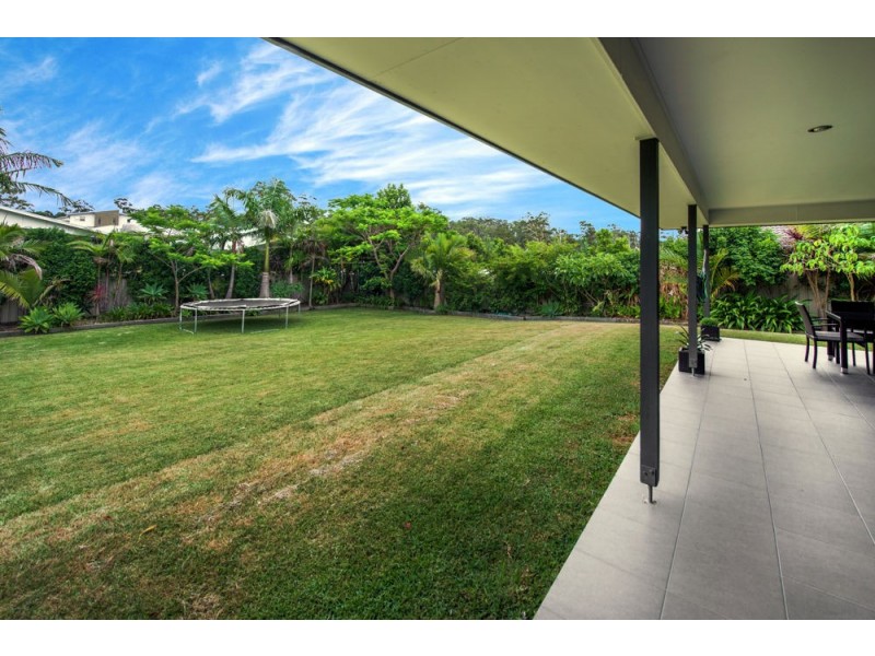 10 Admiralty Drive, Safety Beach NSW 2456