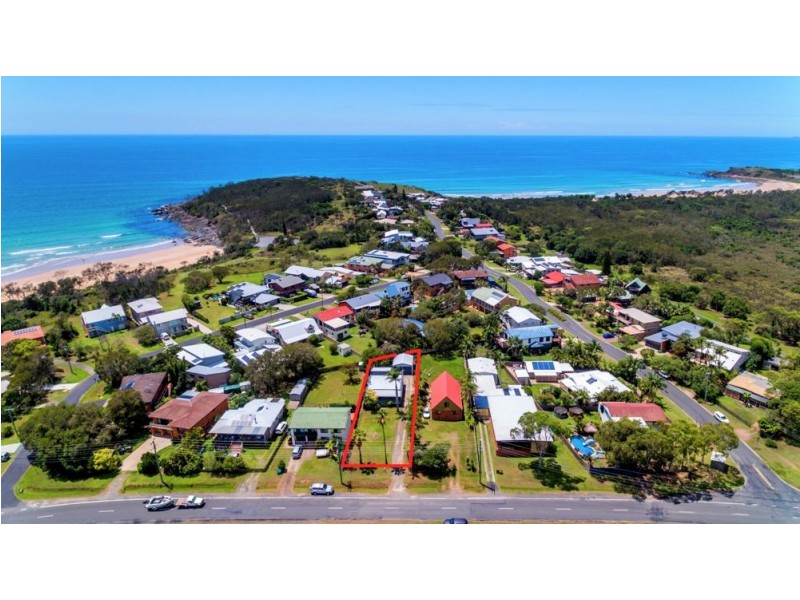 52 Arrawarra Road, Arrawarra Headland NSW 2456