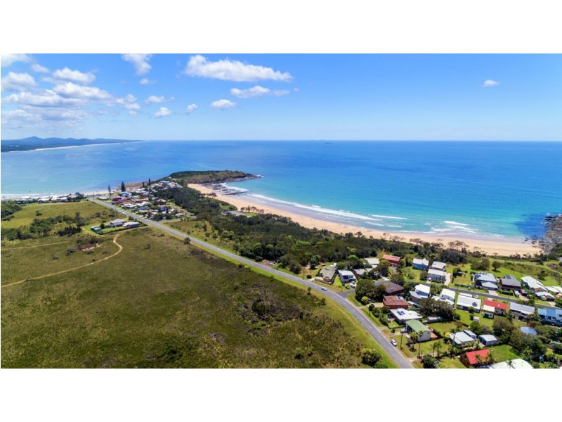 52 Arrawarra Road, Arrawarra Headland NSW 2456