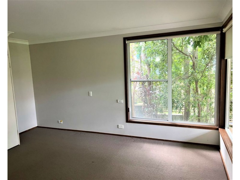 25 Lake view Avenue, Safety Beach NSW 2456