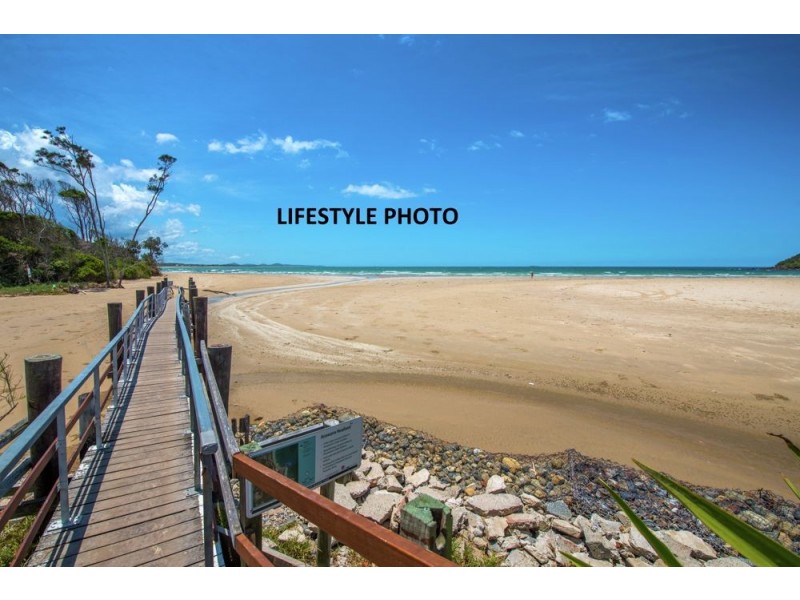 14 Arrawarra Beach Road, Arrawarra NSW 2456