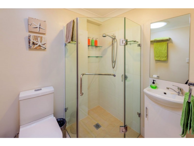 14 Lake View Avenue, Safety Beach NSW 2456