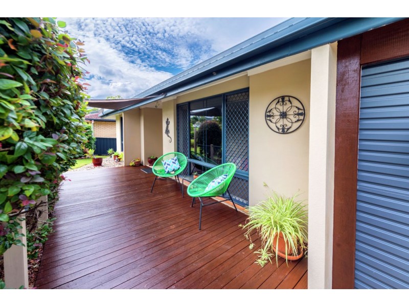 14 Lake View Avenue, Safety Beach NSW 2456