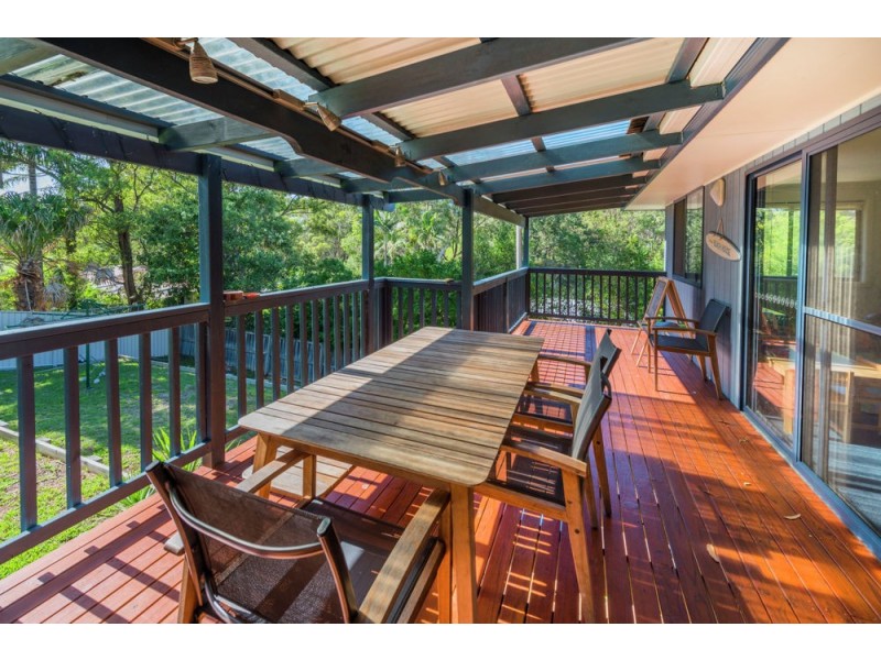 7 Nicholson Close, Safety Beach NSW 2456