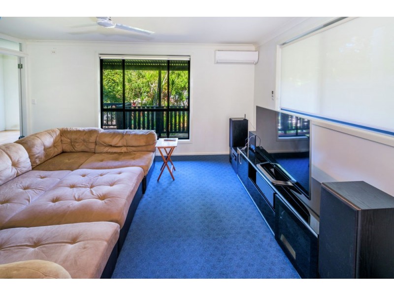 7 Nicholson Close, Safety Beach NSW 2456