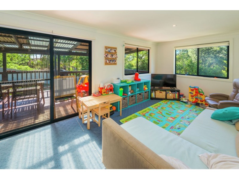 7 Nicholson Close, Safety Beach NSW 2456