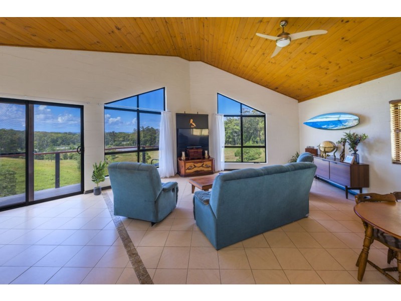 300 Newmans Road, Woolgoolga NSW 2456