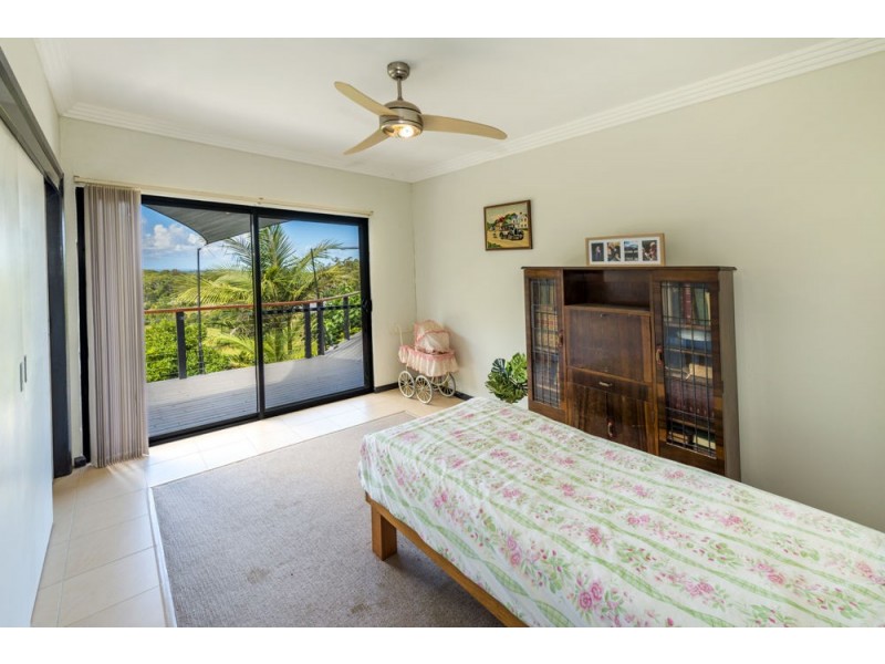 300 Newmans Road, Woolgoolga NSW 2456