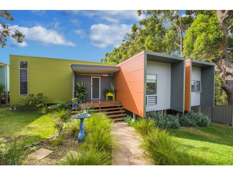 13 Safety Beach Drive, Safety Beach NSW 2456