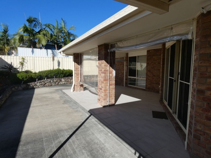 13 Admiralty Drive, Safety Beach NSW 2456