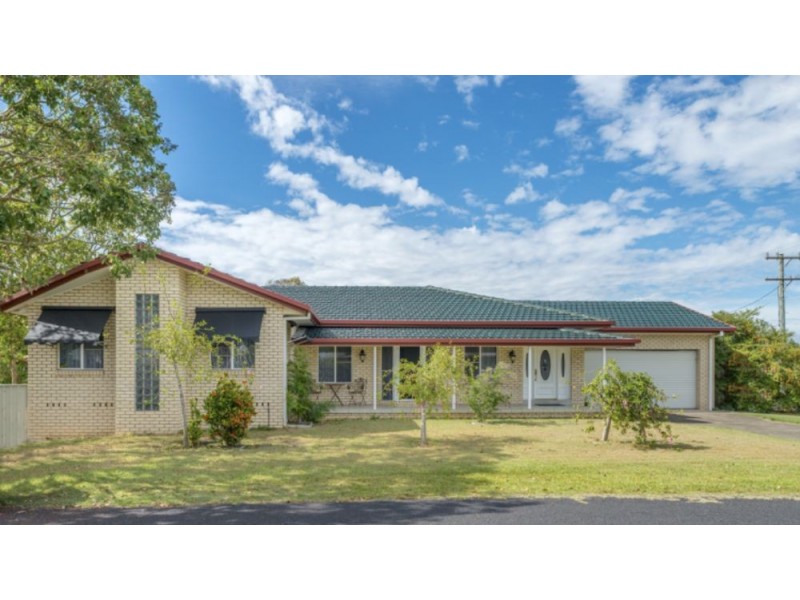 70 Arrawarra Road, Arrawarra Headland NSW 2456