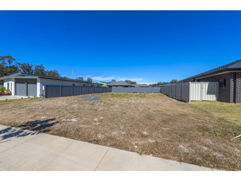 15 Surfsea Avenue, Sandy Beach NSW 2456