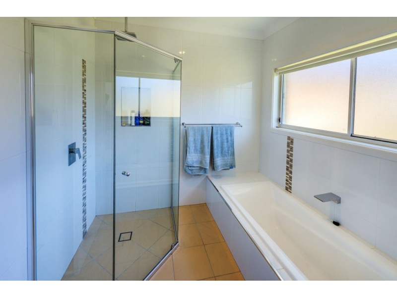 9 Carabeen Close, Woolgoolga NSW 2456