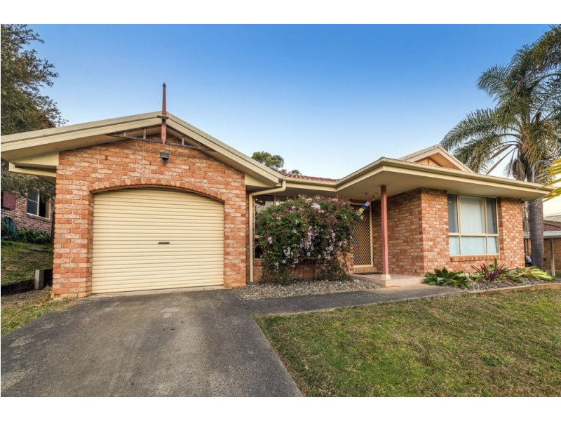 6 Ryan Crescent, Woolgoolga NSW 2456