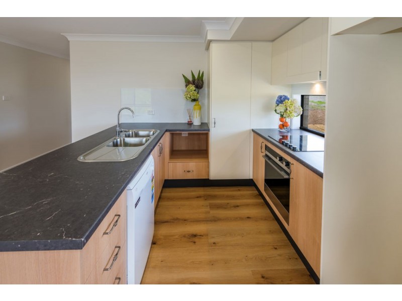 2/1 Martin Crescent, Junction Hill NSW 2460