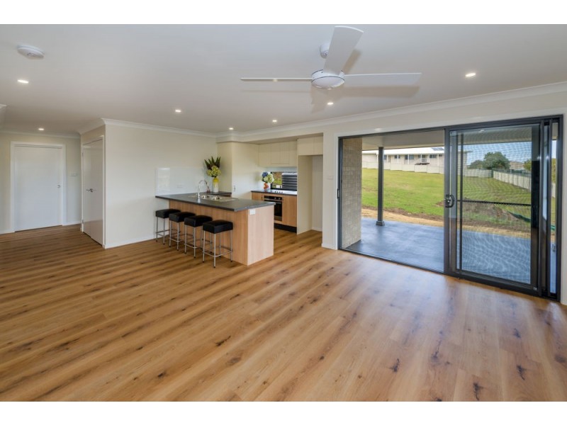 2/1 Martin Crescent, Junction Hill NSW 2460