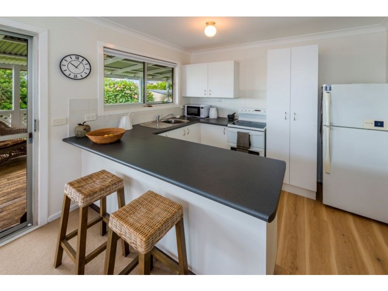 28 Arrawarra Road, Arrawarra Headland NSW 2456