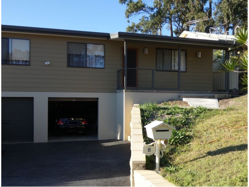 8 Blackbutt Avenue, Sandy Beach NSW 2456