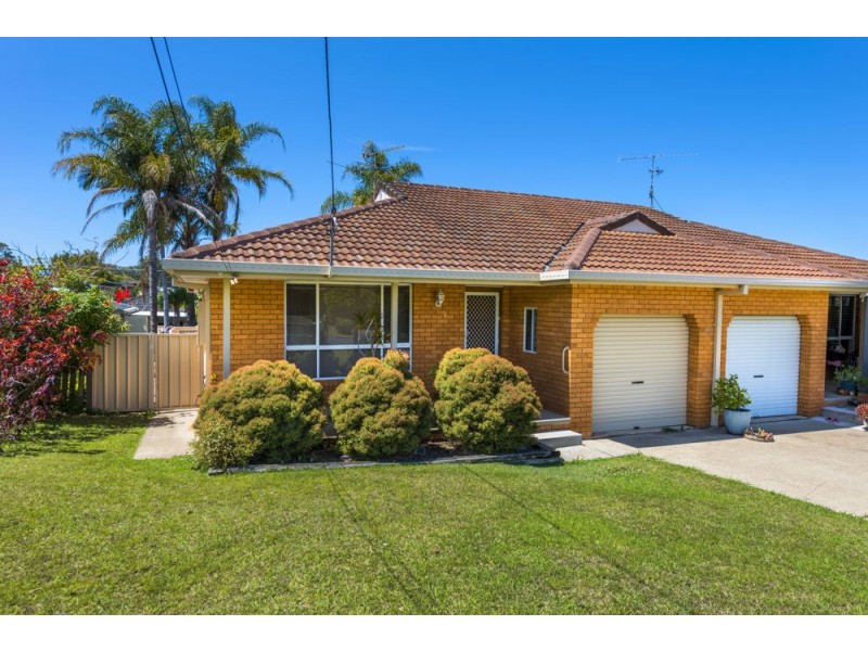 1/57 Scarborough Street, Woolgoolga NSW 2456