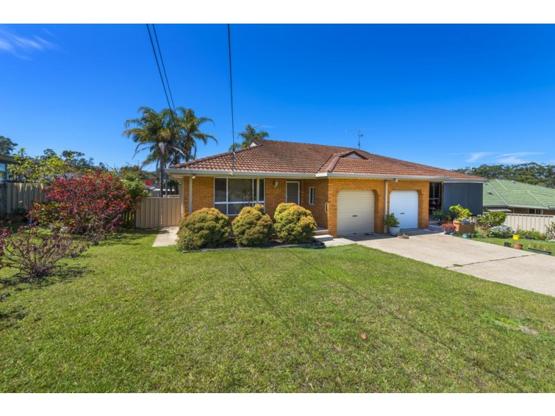 1/57 Scarborough Street, Woolgoolga NSW 2456