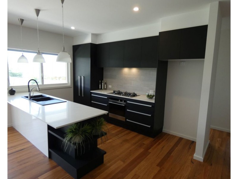 8 Neptune Close, Safety Beach NSW 2456