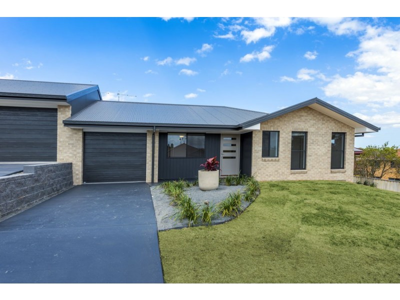 2/1 Martin Crescent, Junction Hill NSW 2460