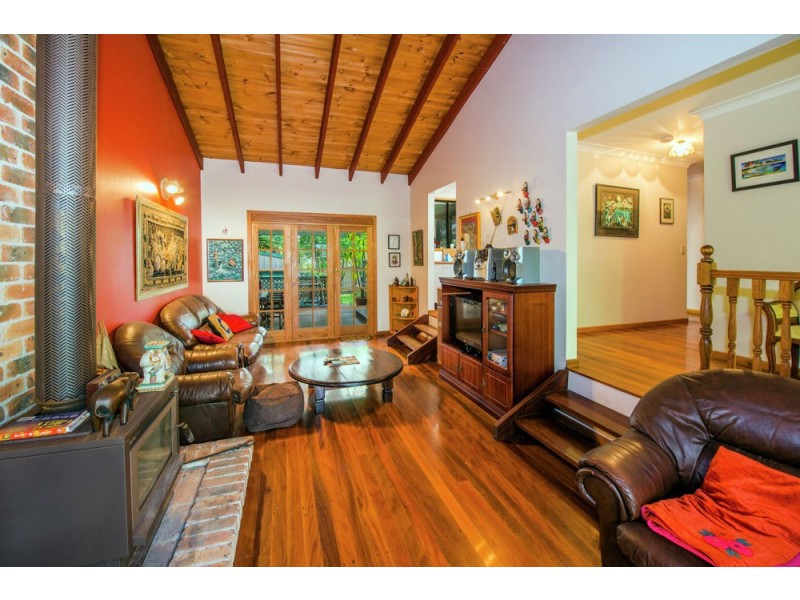 21 Diamond Head Drive, Sandy Beach NSW 2456